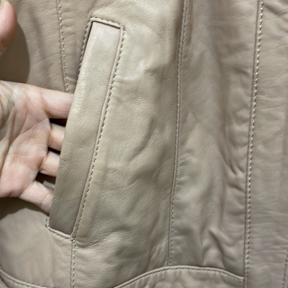 Cole Haan nude color leather jacket (sz 0X) - Picture 6 of 13